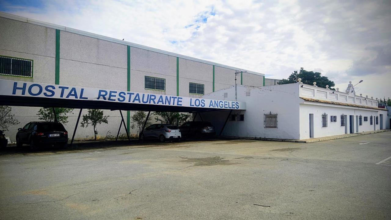 Pension Los Angeles La Puebla de Cazalla Exterior photo